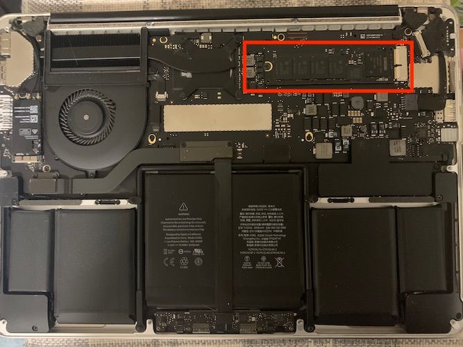 红色框的部分就是硬盘